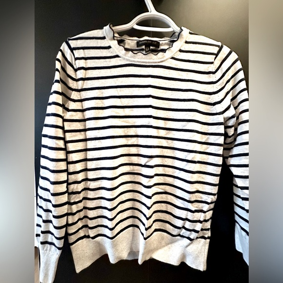 Long sleeve sweater - Picture 1 of 2